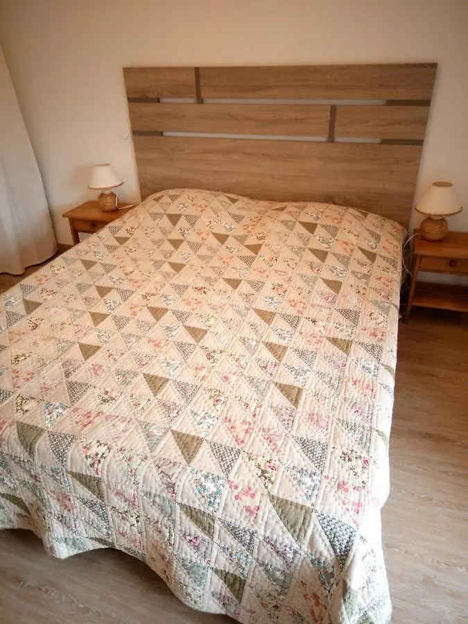 Holiday home Gite De Charme Les Buissonnets Plesder